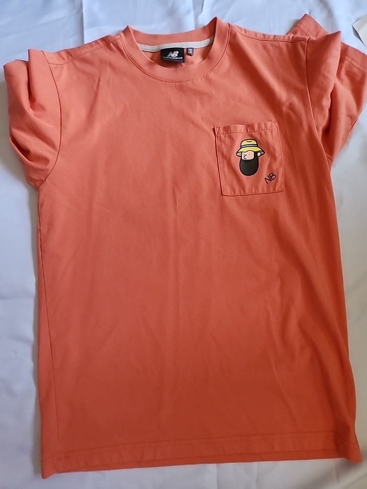 New Balance Men's M Graphic Print Cotton Knit Pocket Crew Neck T-Shirt gallery