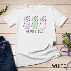 Easter Bunnies Easter Bunny For Easter Peepin’ It Real T-Shirt Unisex T-shirt