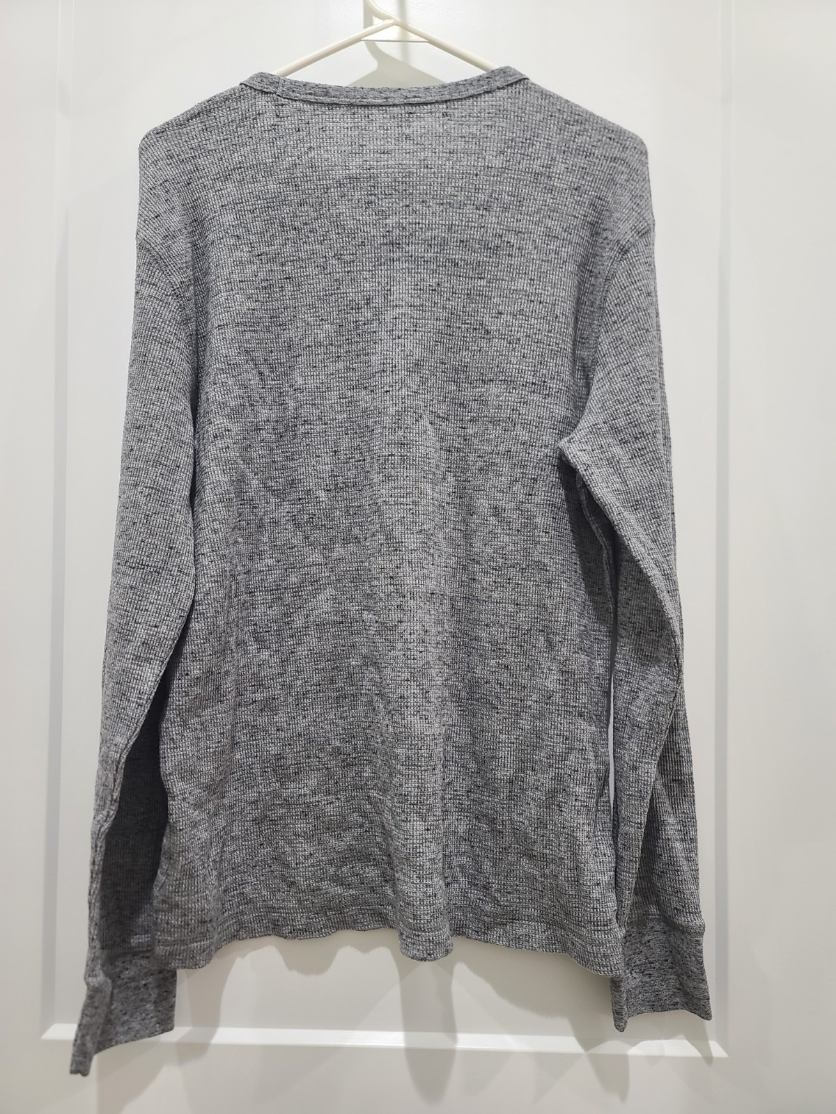 Old Navy Built In Flex Long Sleeve Waffle Knit Thermal Shirt Mens Large Gray gallery