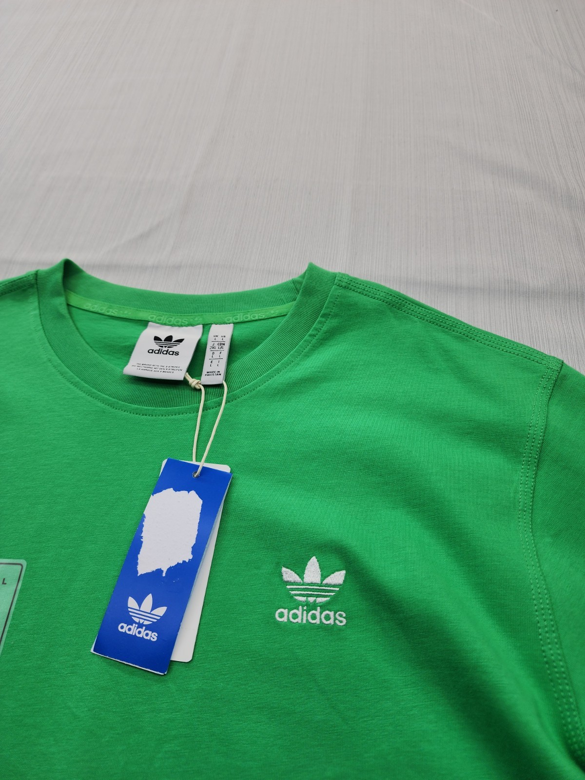 New Men's Adidas Trefoil Essentials Tee Shirt Size Large Mens Energy Green gallery