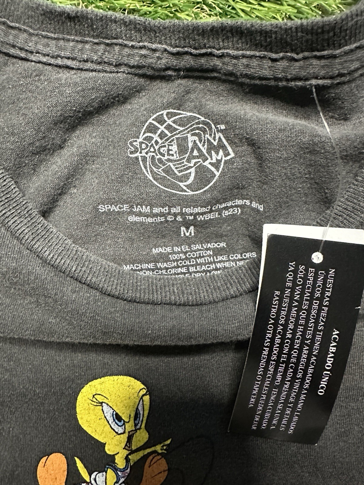 Space Jam Looney Tunes T Shirt Mens Sz M Grey Tune Squad Bugs Bunny Daffy Duck gallery