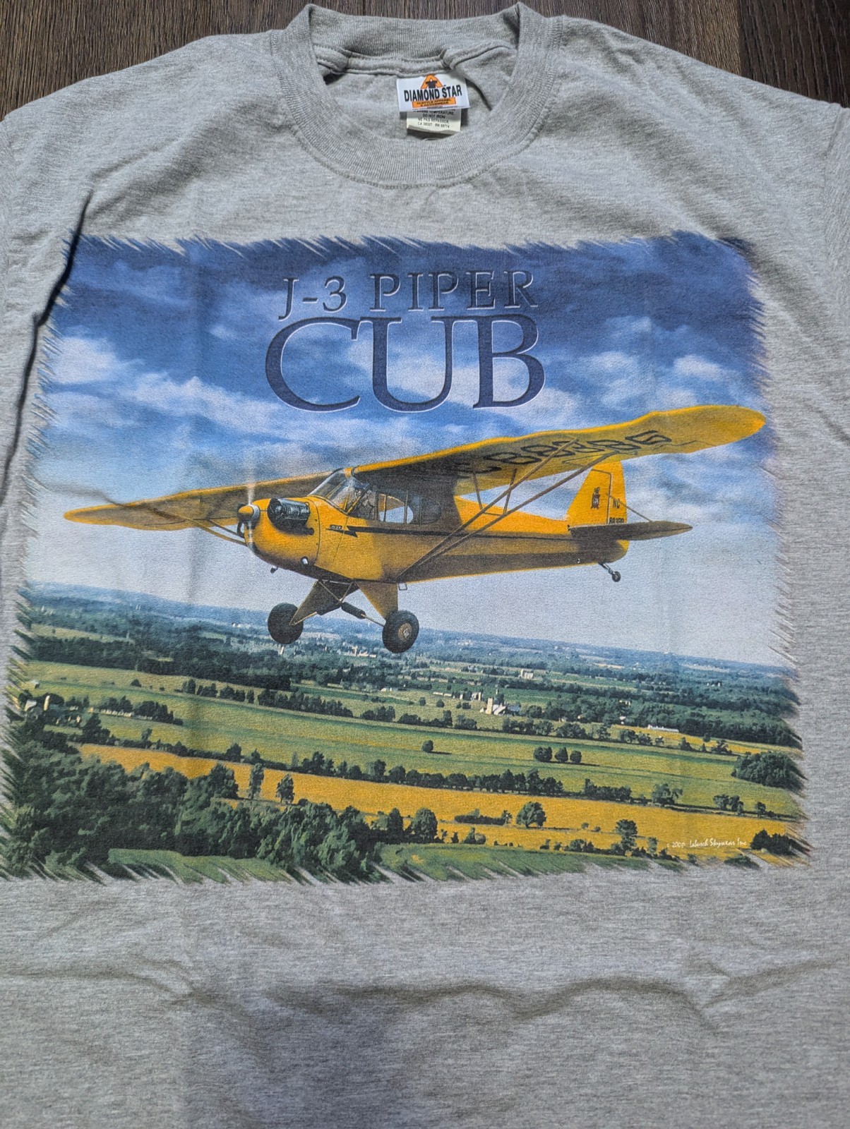 Vintage 2000 J-3 Piper Cub Airplane Grey Tee with Diamond Star Tag gallery