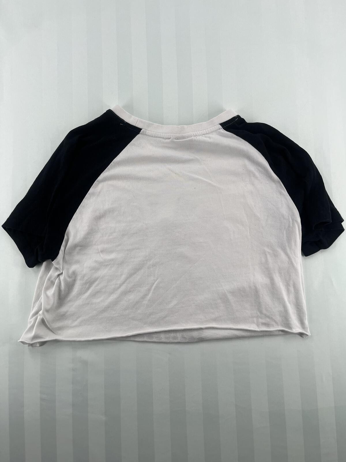 Vintage New York Yankees Cropped Raglan T-Shirt Size M White Black gallery