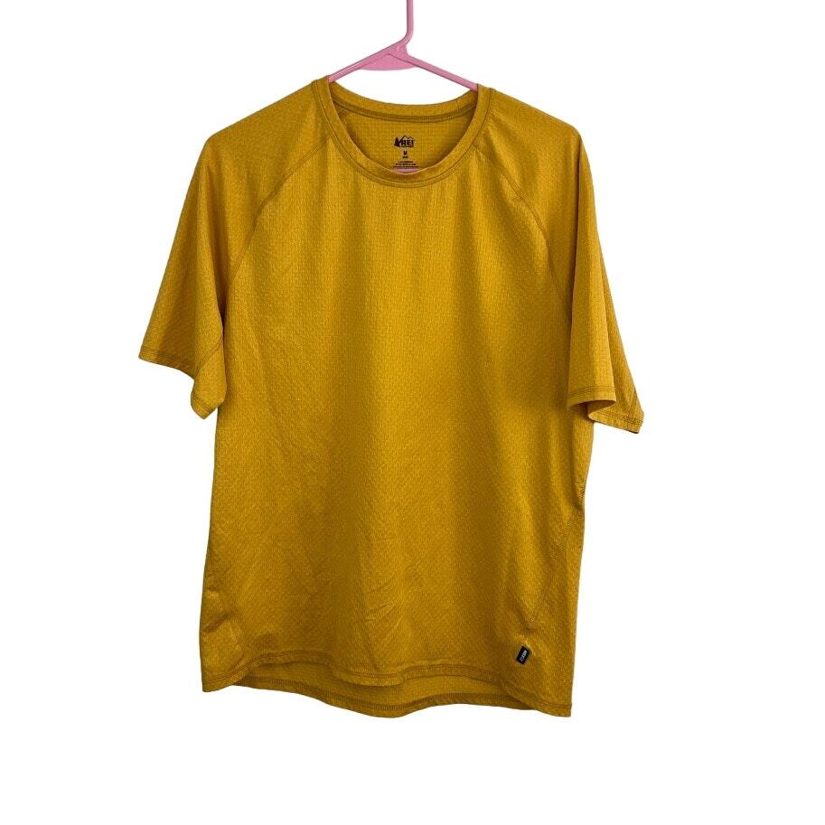 REI yellow short sleeve light weight men's tee size medium gallery