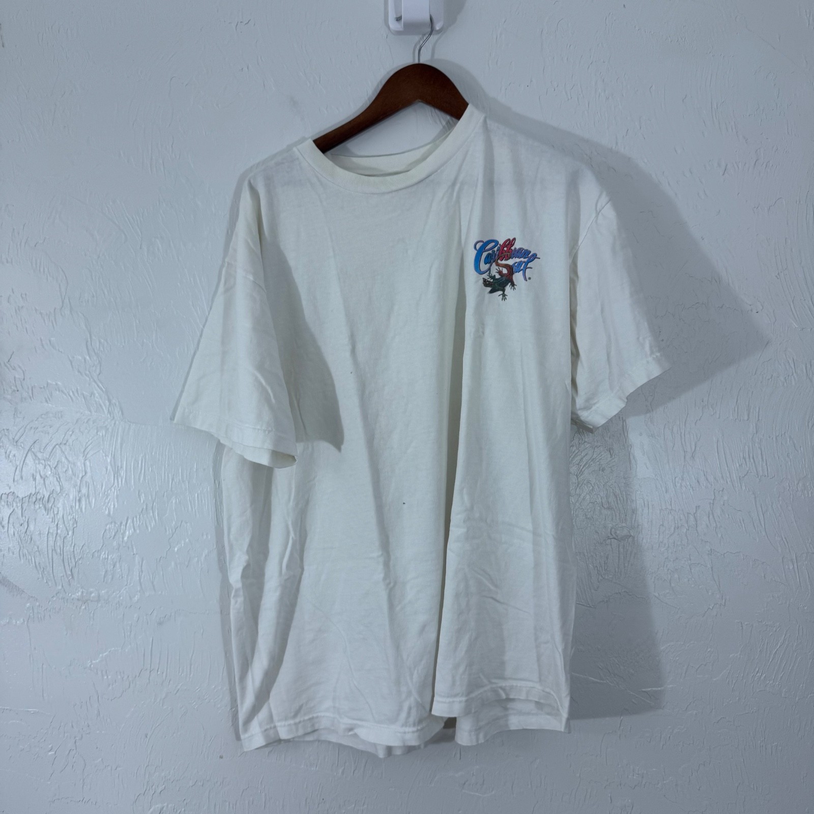 caribbean soul shirt Mens 2XL Short Sleeve White Parrot Crew neck Pirate Rum gallery