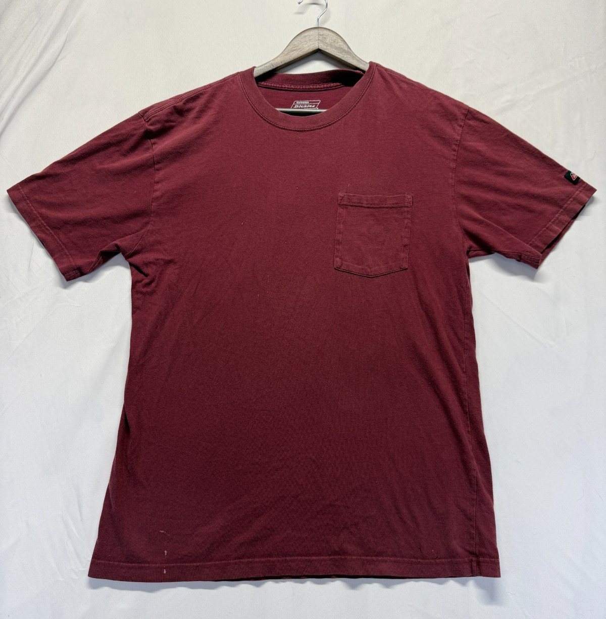 Genuine Dickies Pocket T-Shirt Mens Large Maroon Cotton Short Sleeve Crew Neck