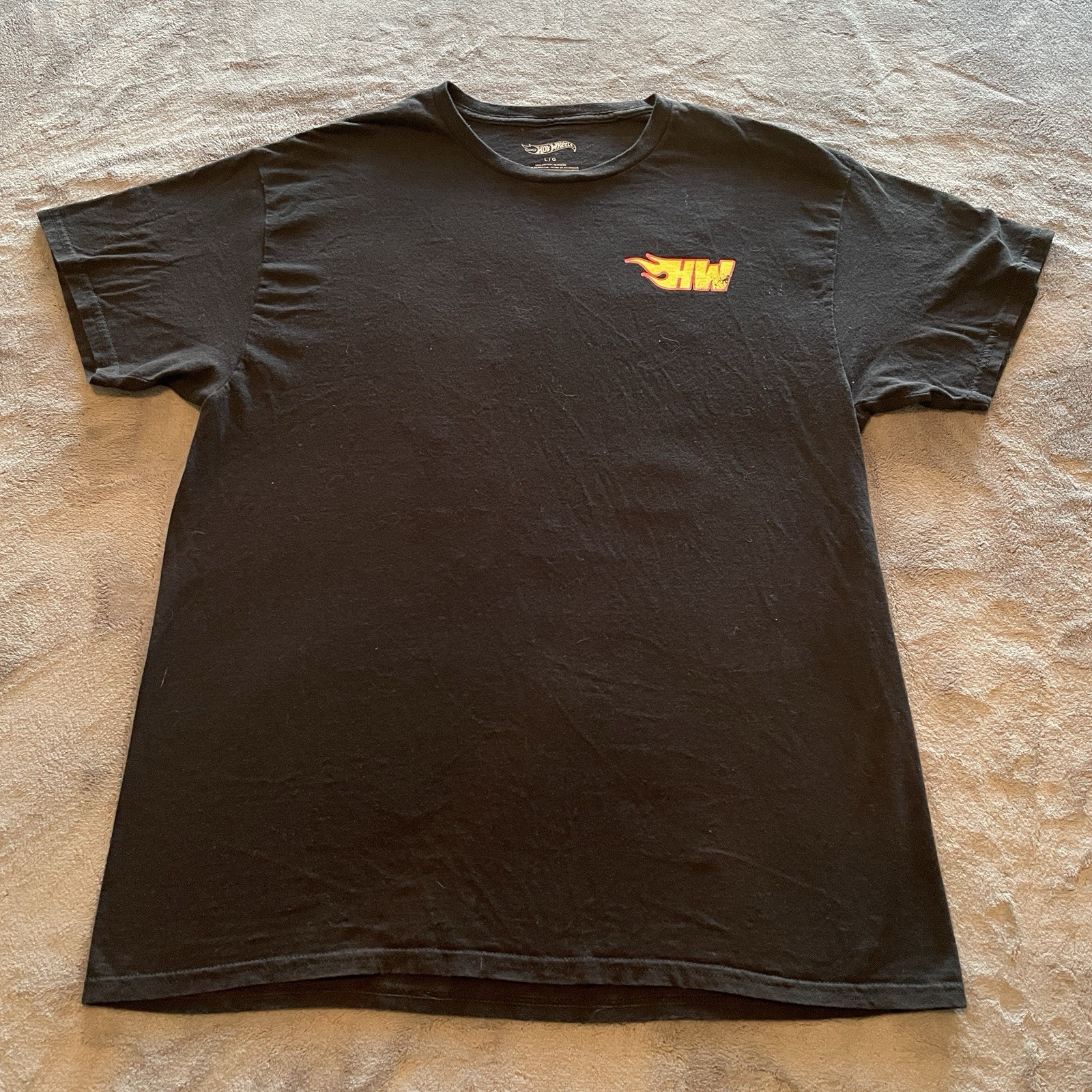 Hot Wheels T-Shirt Men’s L Diecast Hot Rods Muscle Cars Art Racing Motorsports gallery