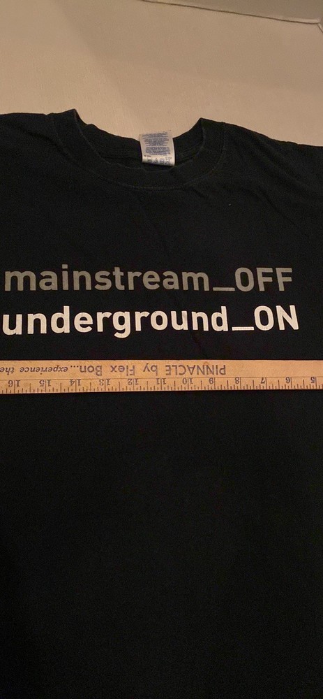 Statement T-shirt-mainstream Media Off-Underground On-size XL-great condition