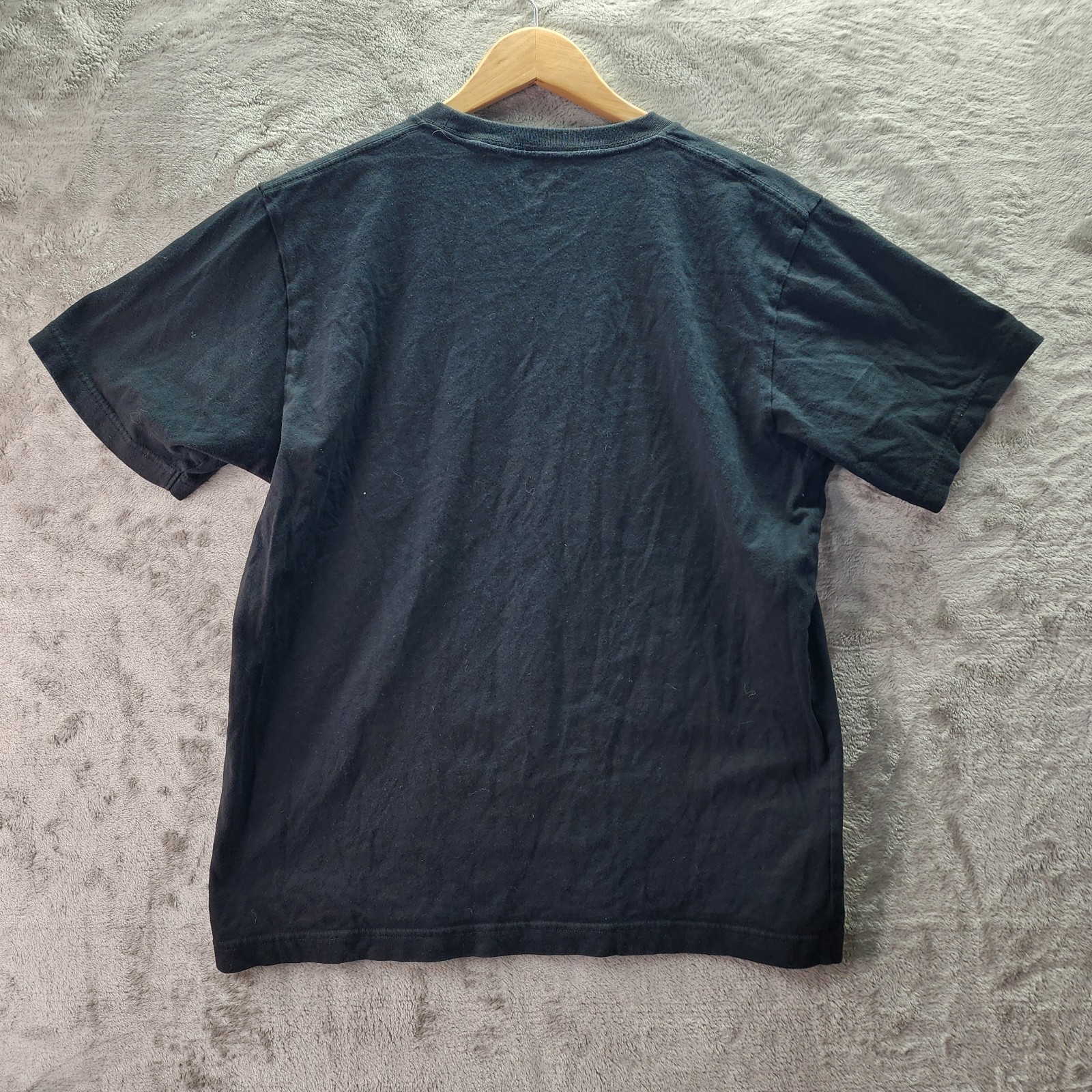 UNIQLO UTGP MoMA Astronaut Boombox Graphic Tee Men’s Medium Black Space Shirt gallery