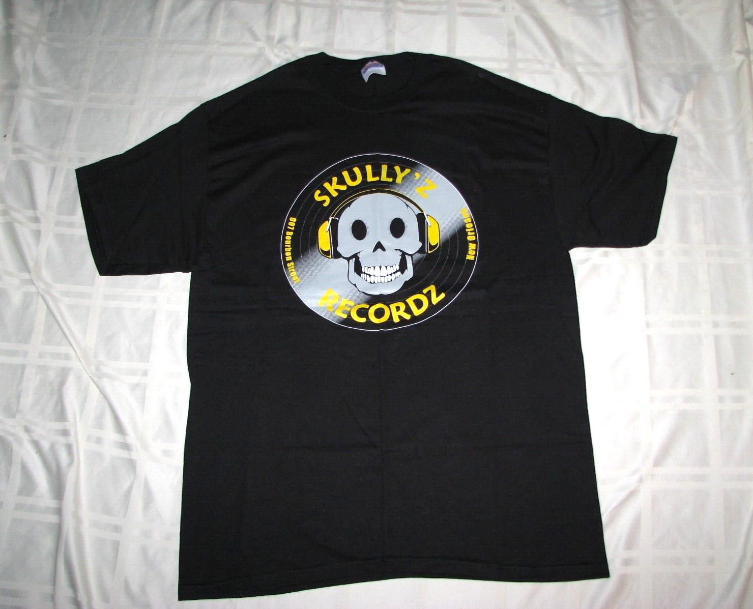 Vintage (L) SKULLY’Z RECORDZ T-Shirt (New Orleans, Bourbon St) Skully’s Records