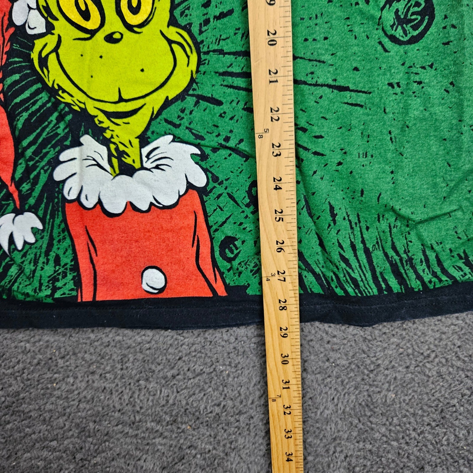 Dr. Seuss Grinch Men's XL VTG 2001 YOURE A MEAN ONE Christmas Black T Shirt gallery