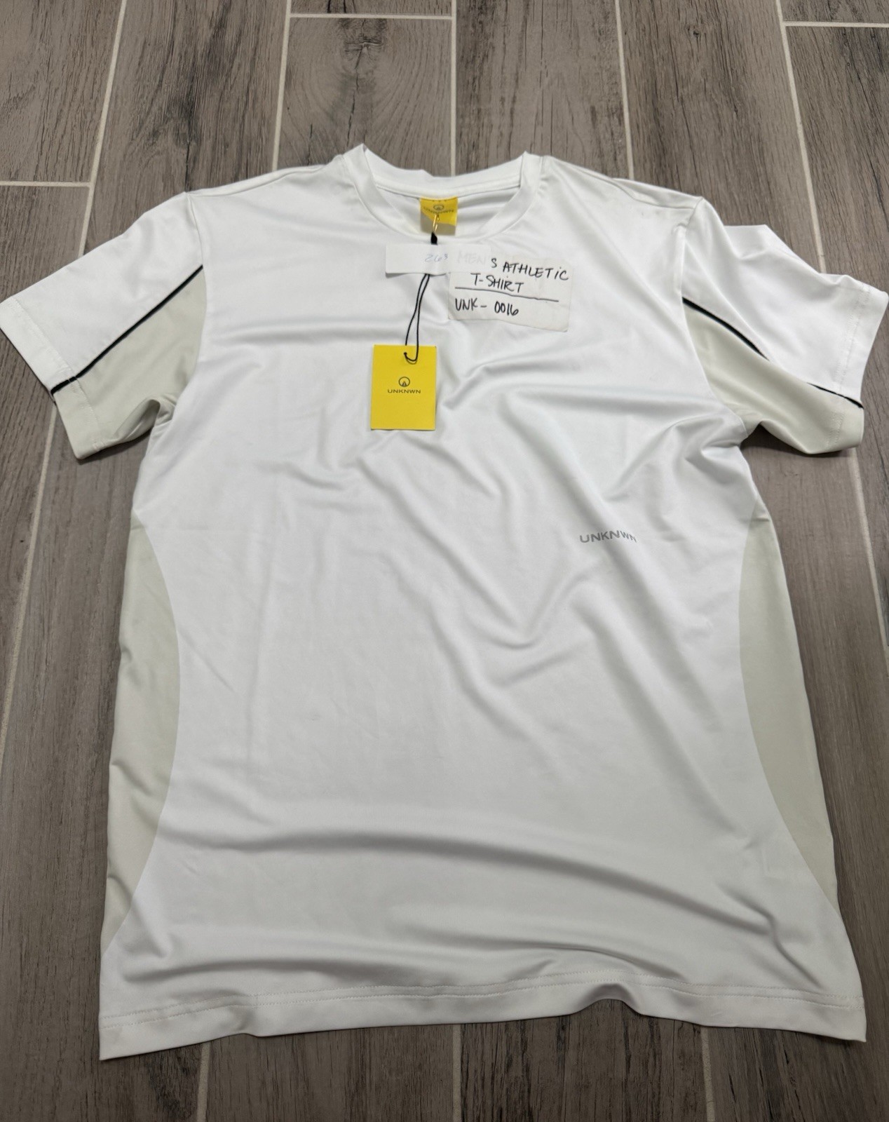 UNKNWN SAMPLE TEE White Ice Sport HalfTone Shirt Mens Size Small gallery