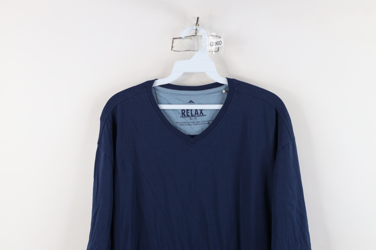 Tommy Bahama Relax Mens XL Faded Soft Touch Supima Cotton V-Neck T-Shirt Blue gallery