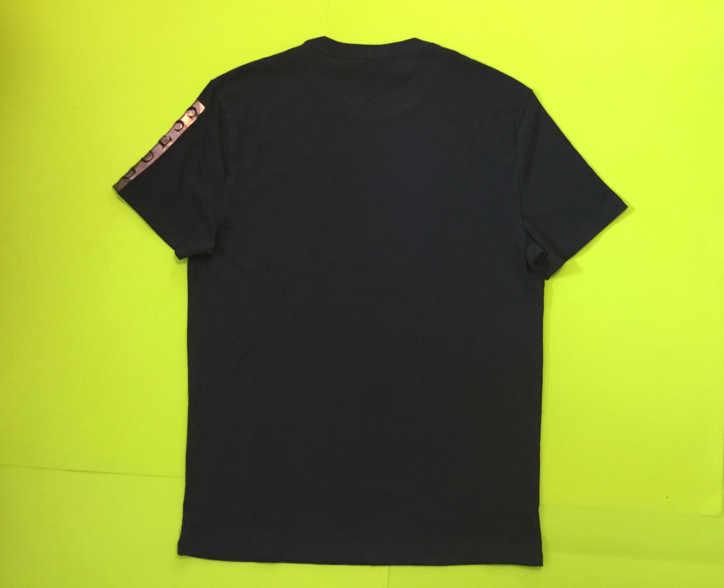 GUESS Los Angeles Men’s Short Sleeve T-Shirt Size LARGE Blue w/Dark Silver NEW gallery