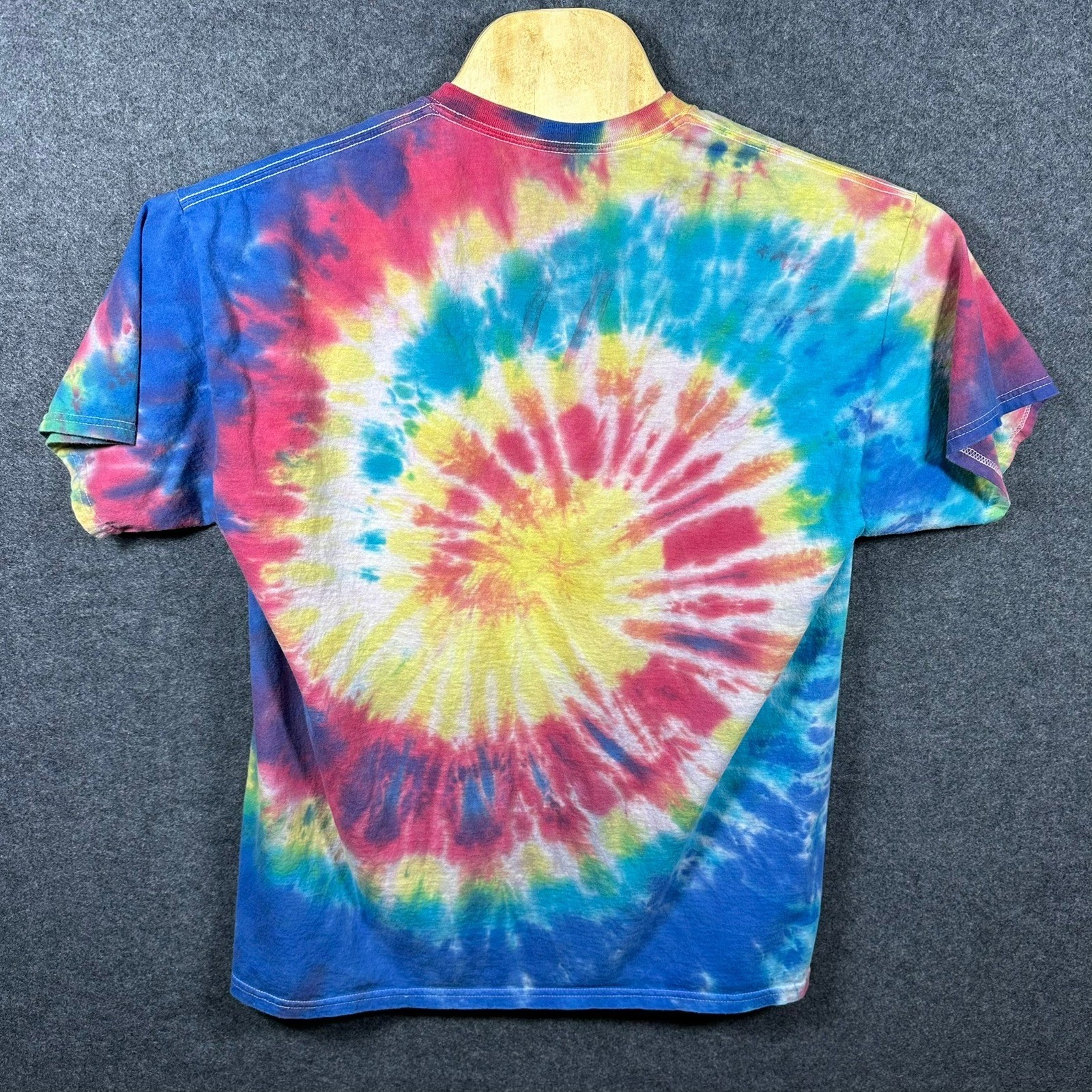 Tee Luv Mens Chillin Smiley Face Sun Tie Dye Graphic T-Shirt XL Multicolor gallery