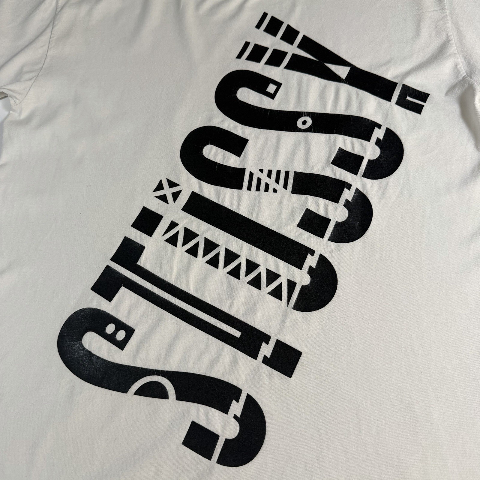 Stüssy Mens T-Shirt Logo Spellout Off White Black Size Large Graphic Logo Y2K gallery