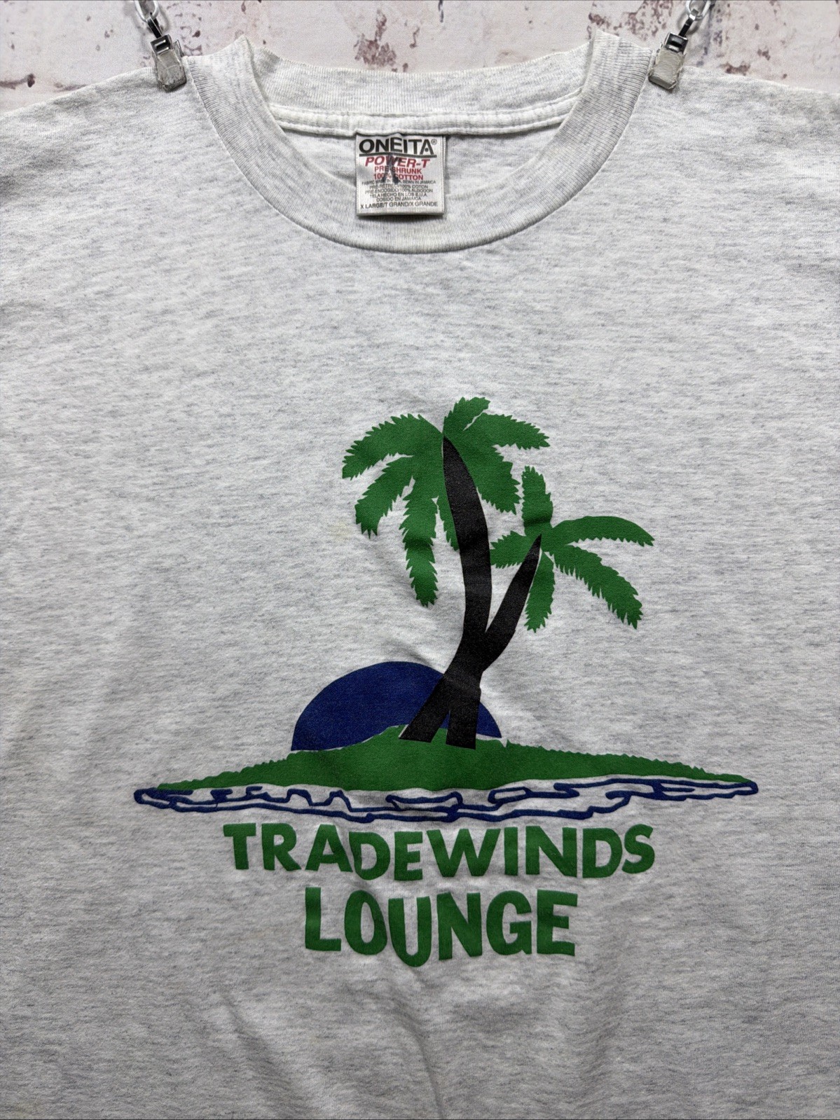 Vintage Tradewinds Lounge Gray Oneida Graphic T Shirt Men’s XL gallery