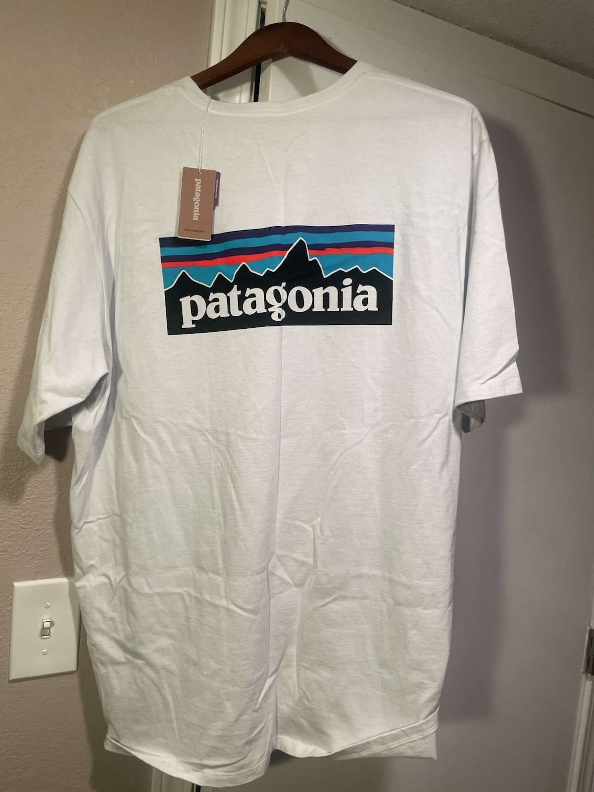 Patagonia Mens - P-6 Logo Responsibili-Tee S/S T-shirt XXL NEW choose color gallery