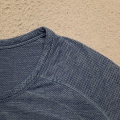 Lululemon Metal Vent Tech Shirt Men Large Blue Henley Long Sleeve Button Adult