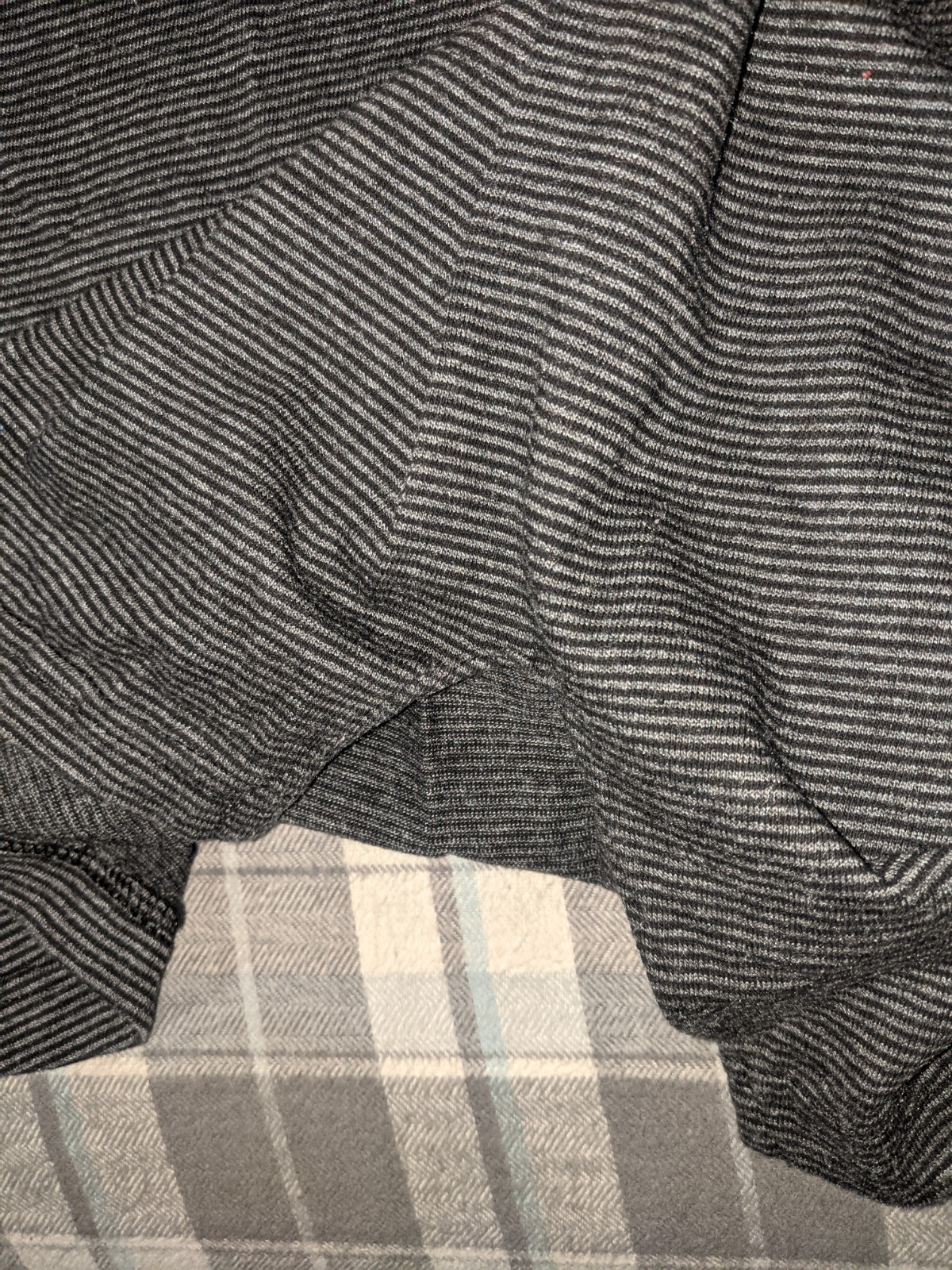 Vintage 1990s Marlboro Unlimited Microstriped Pocket T-Shirt Size L/XL Blk/Grey gallery