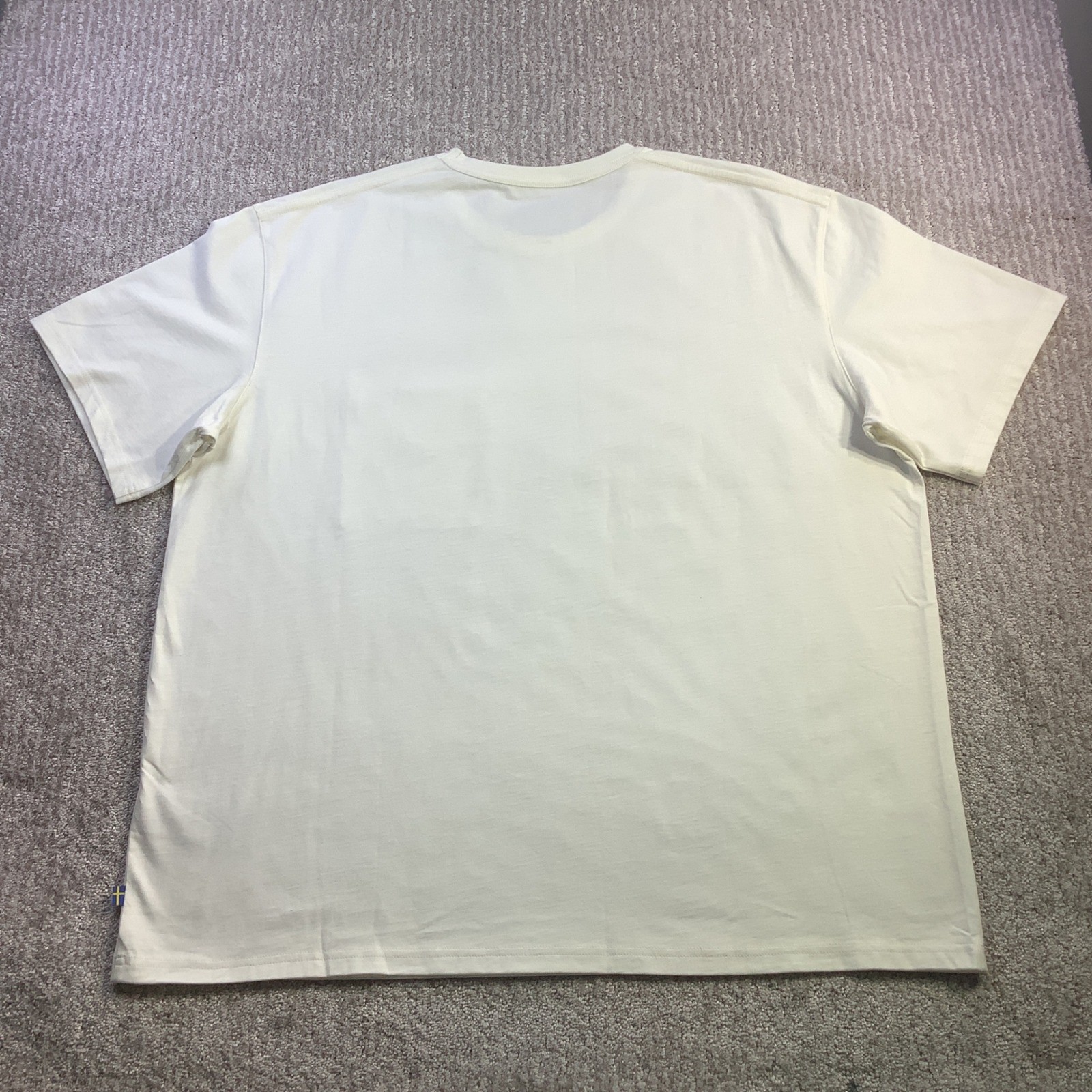 Fjallraven Mens Logo Pocket T-Shirt Eggshell Cream Organic Cotton Size L NWT gallery
