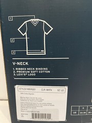 Levis 3 Pack Mens V-Neck Premium Cotton Logo T-Shirts Size: Large White Tee