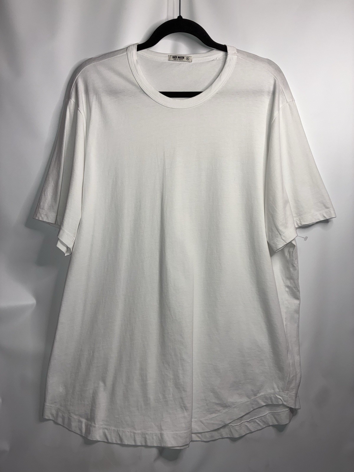Buck Mason T Shirt Mens XL 100% Supima Cotton White Curved Hem Crewneck US *Flaw