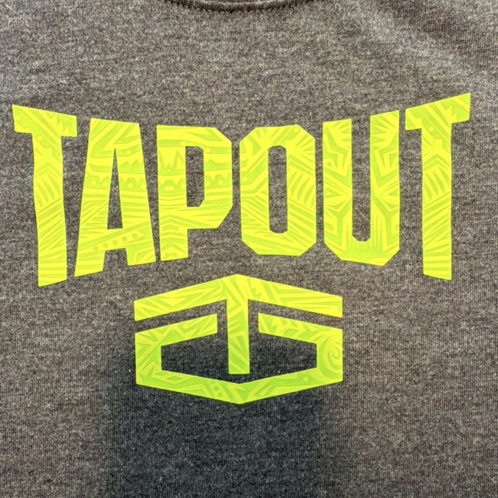 Tapout Graphic Logo Dark Gray Yellow Men's T-Shirt Size M gallery