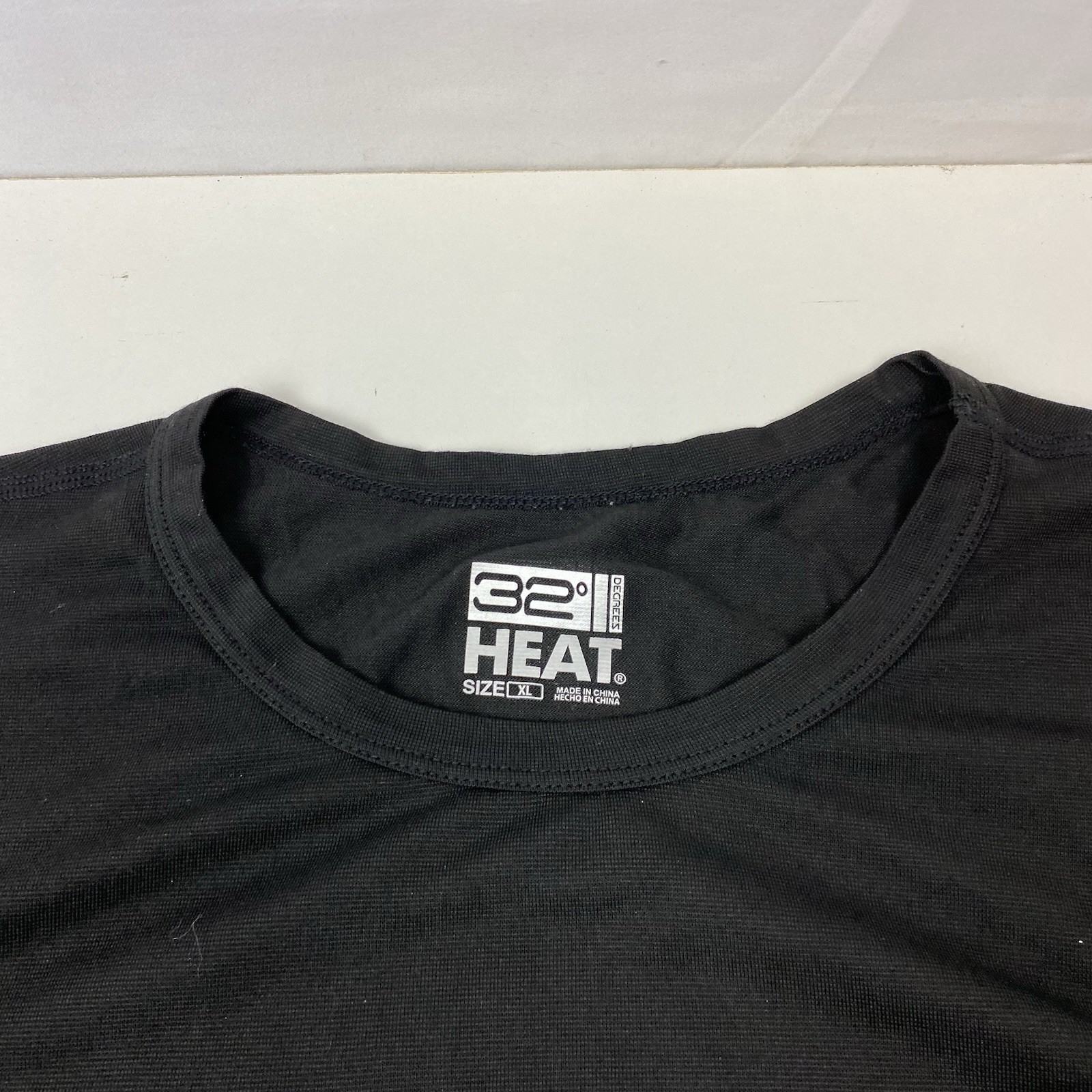 Lot Of 2 32 Degree Heat Men’s XL Extra Large Black Thin Lightweight T Shirt Pack gallery