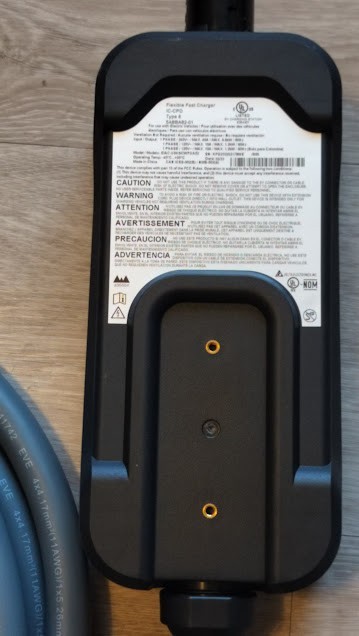 Flexible Fast Charger Model EIAC-U9KSCWPUA02 “Compatible With BMW”