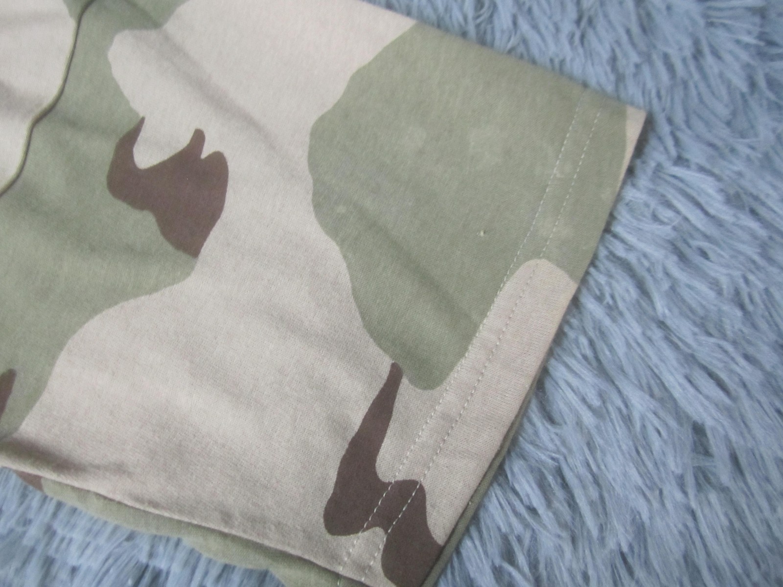 Vintage Rothco Camo Shirt Mens Medium Desert Booker T Screaming Eagles 2000s gallery