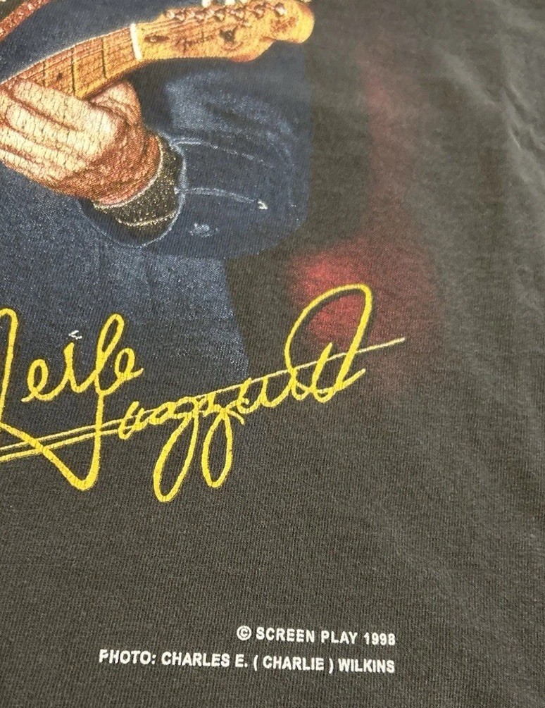 Vintage 1998 Thrashed Merle Haggard Shirt Tee XL Rare Country Tour Telecaster gallery