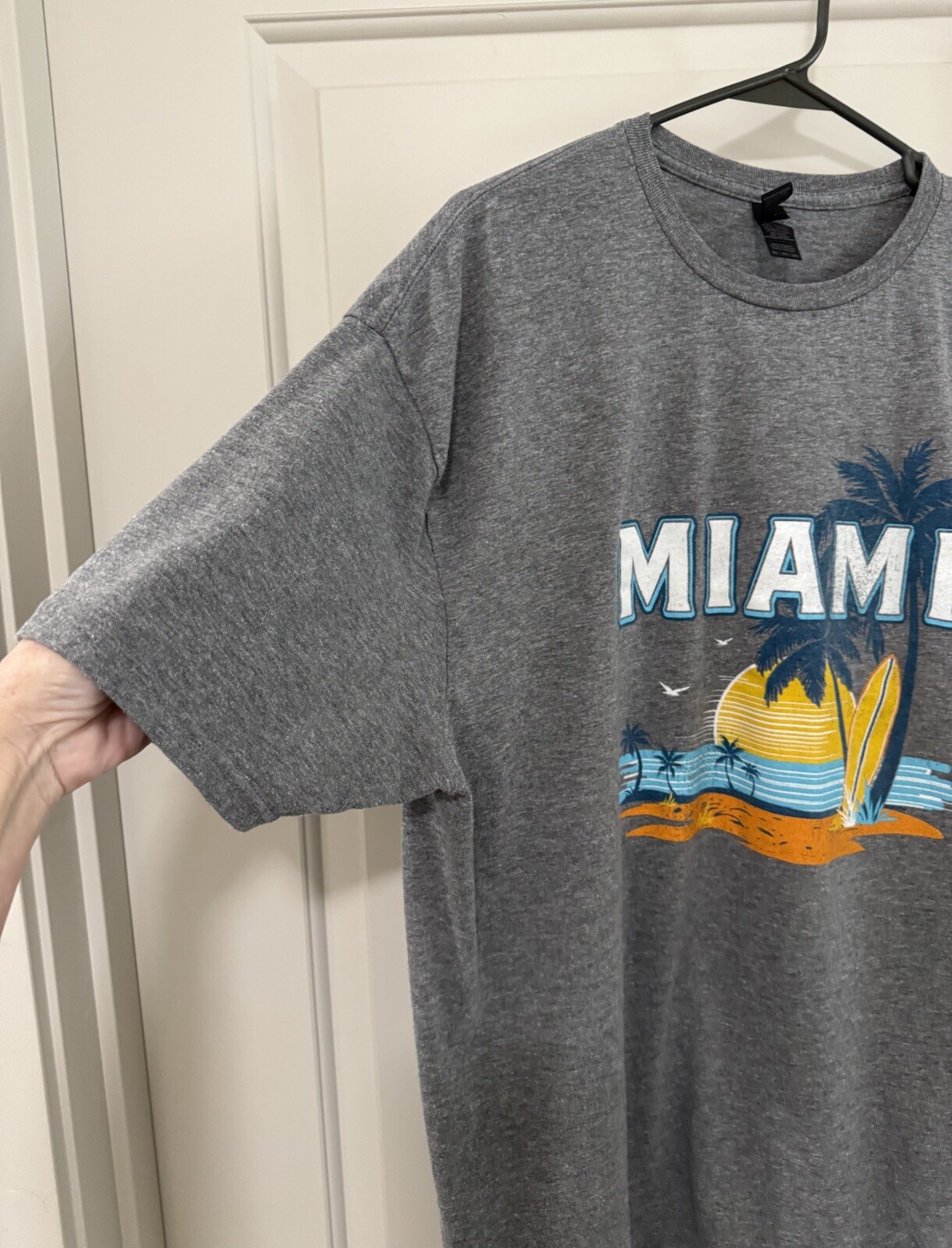 Gildan Soft Style Unisex Gray Graphic Miami T-Shirt Travel Souvenir 2XL gallery