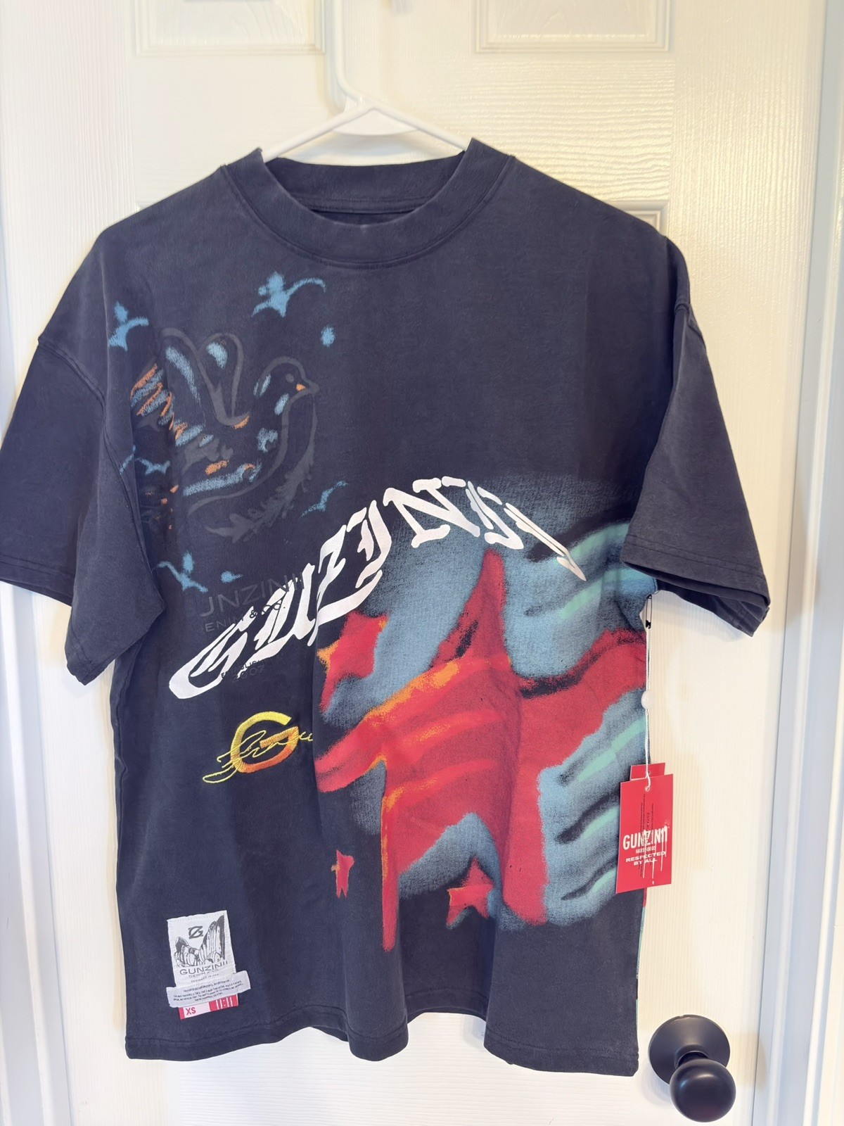 Gunzinii Zip Up and Shirts Bundle gallery