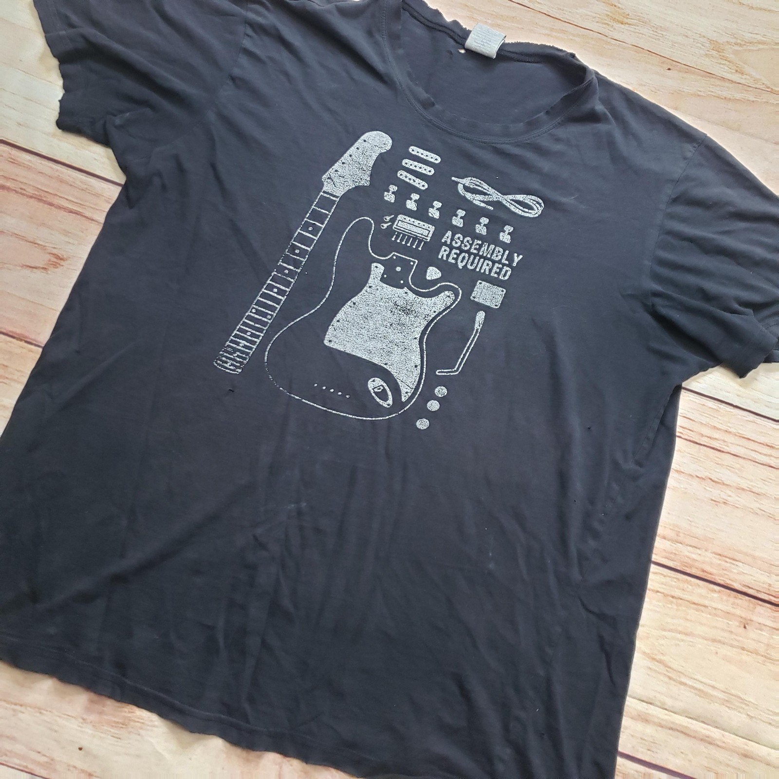 VINTAGE UTILITY Shirt Mens Large Black Guitar Assembly Required Graphic Adult gallery