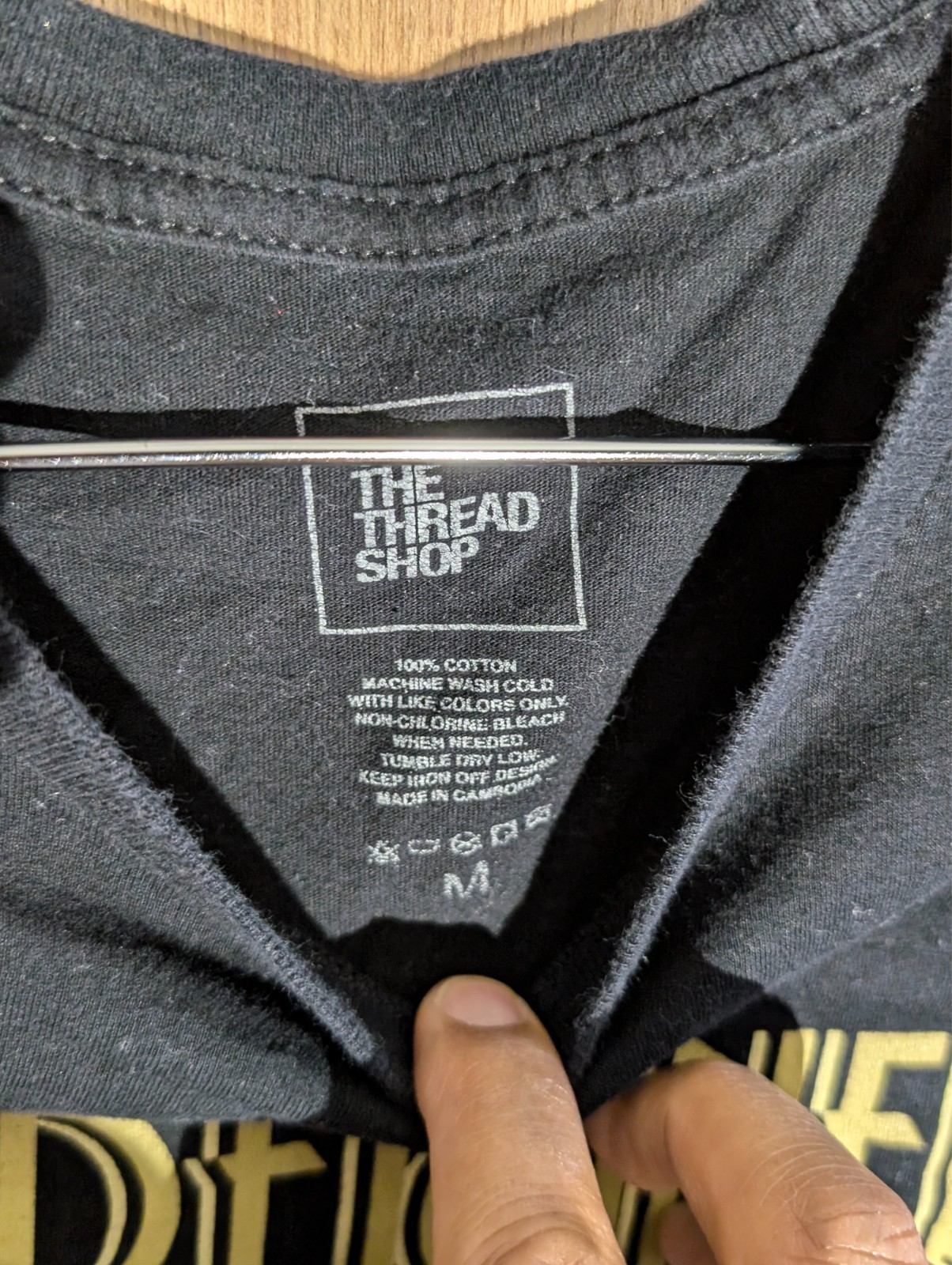 the thread shop shirt mens size M crew neck short sleeve foreigner 2018 black gallery