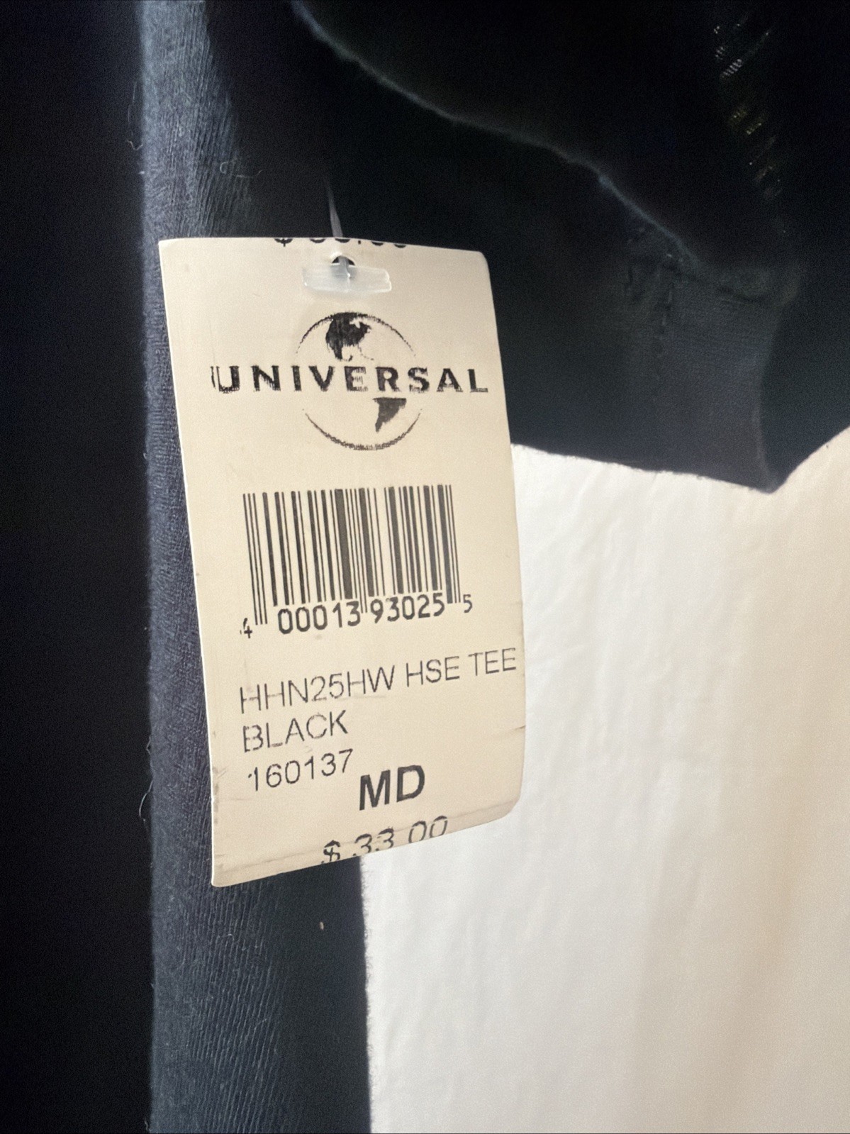 Universal Studios Halloween Horror Nights 2025 T-Shirt, Glows In The Dark S:M gallery