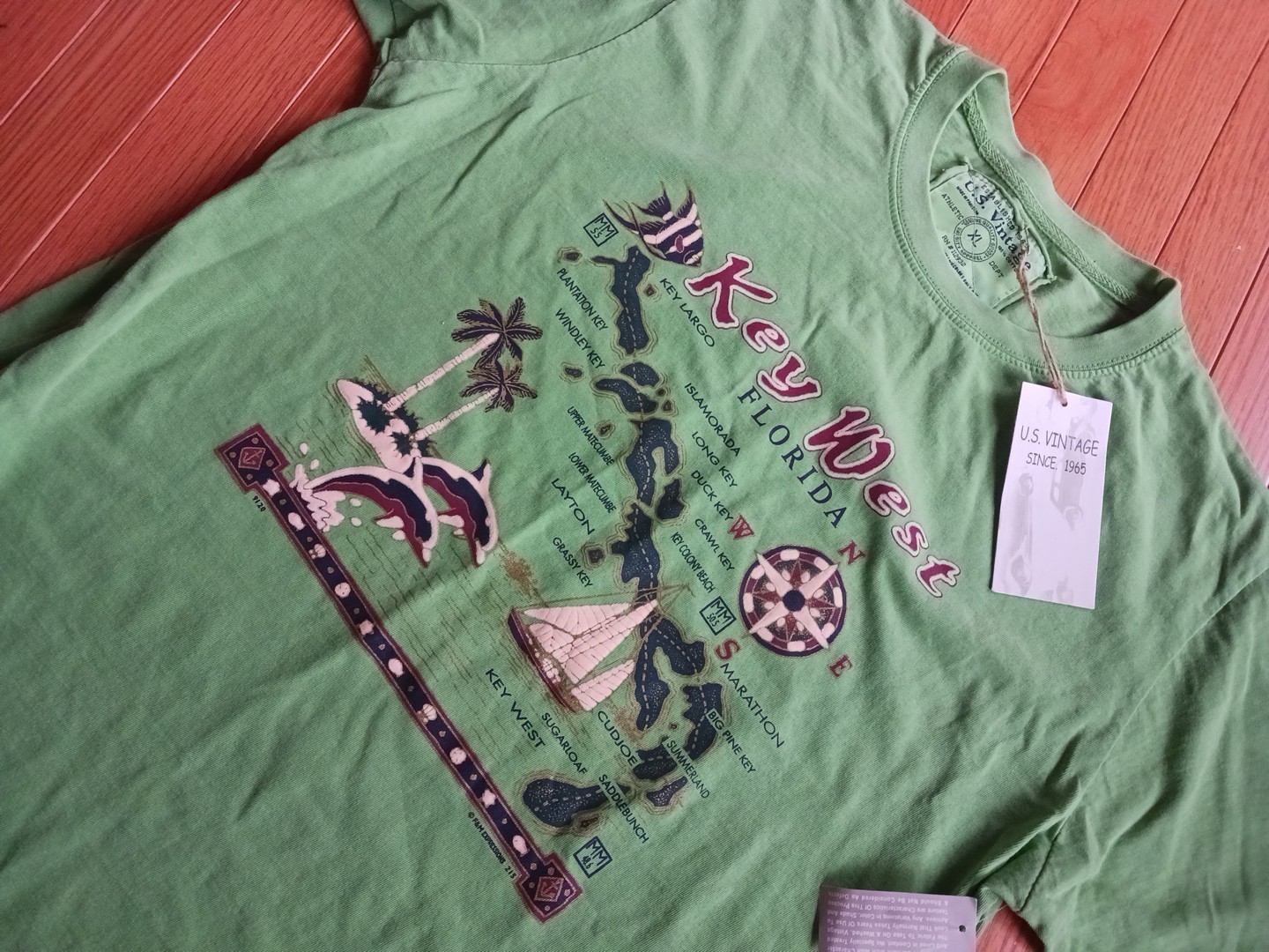 Nwt U.S. VINTAGE t-shirt Key West FL Map XL Apple Green gallery