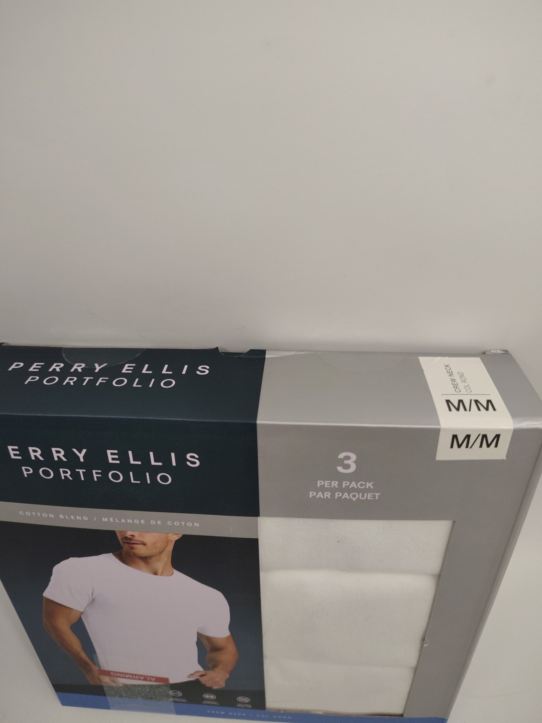 Perry Ellis Mens White Crew Neck T-Shirts 3 Pack Medium Cotton Blend New Sealed gallery