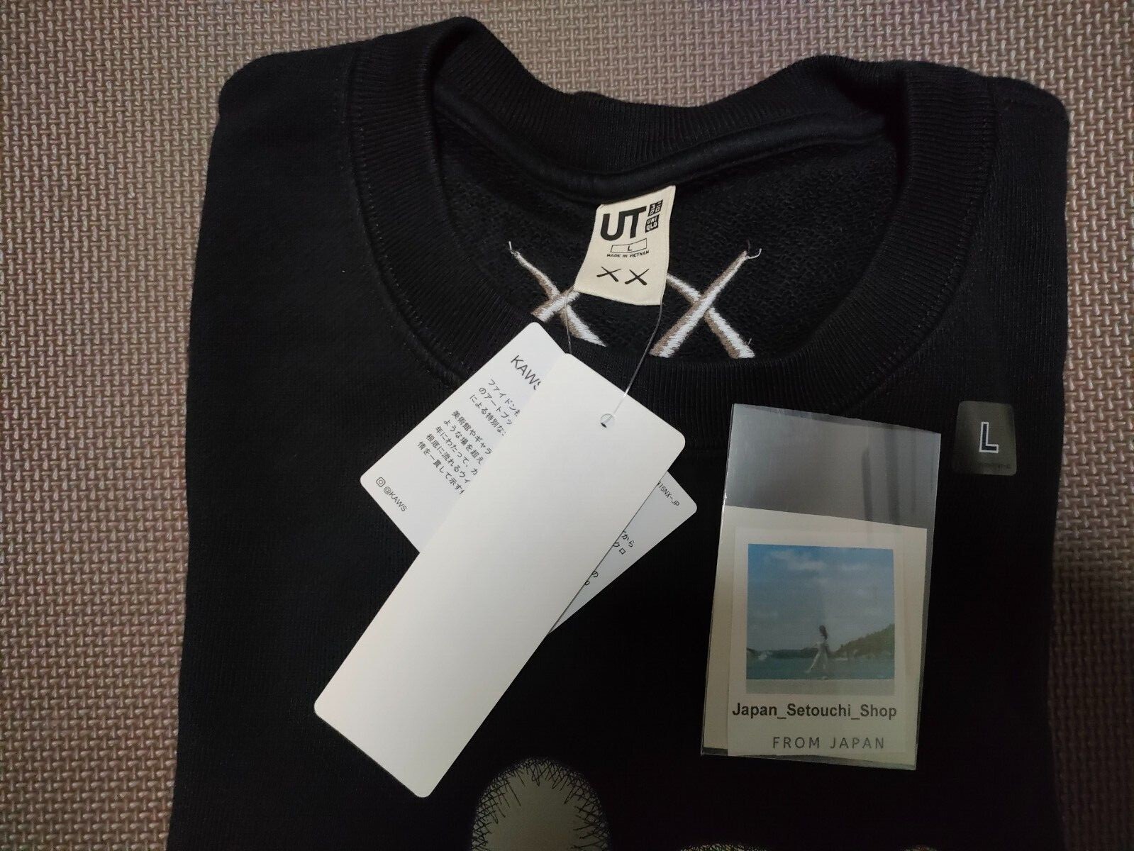 KAWS x UNIQLO sweatshirt NEW gallery