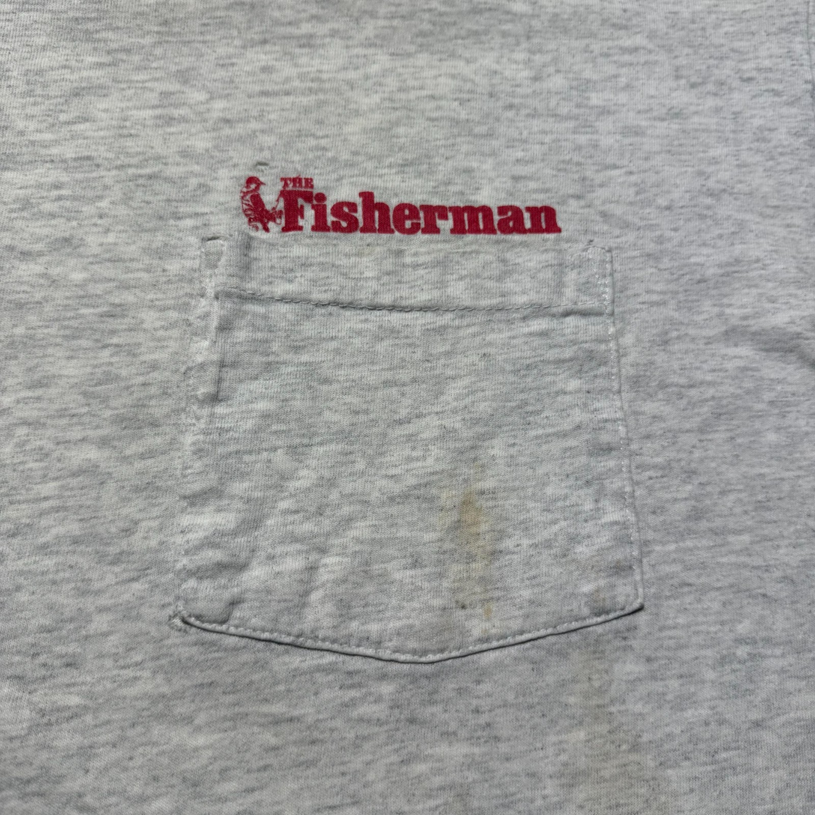 Vintage 90s The Fisherman Hit Beach Outdoor Fishing Pocket Graphic T-Shirt - XL gallery