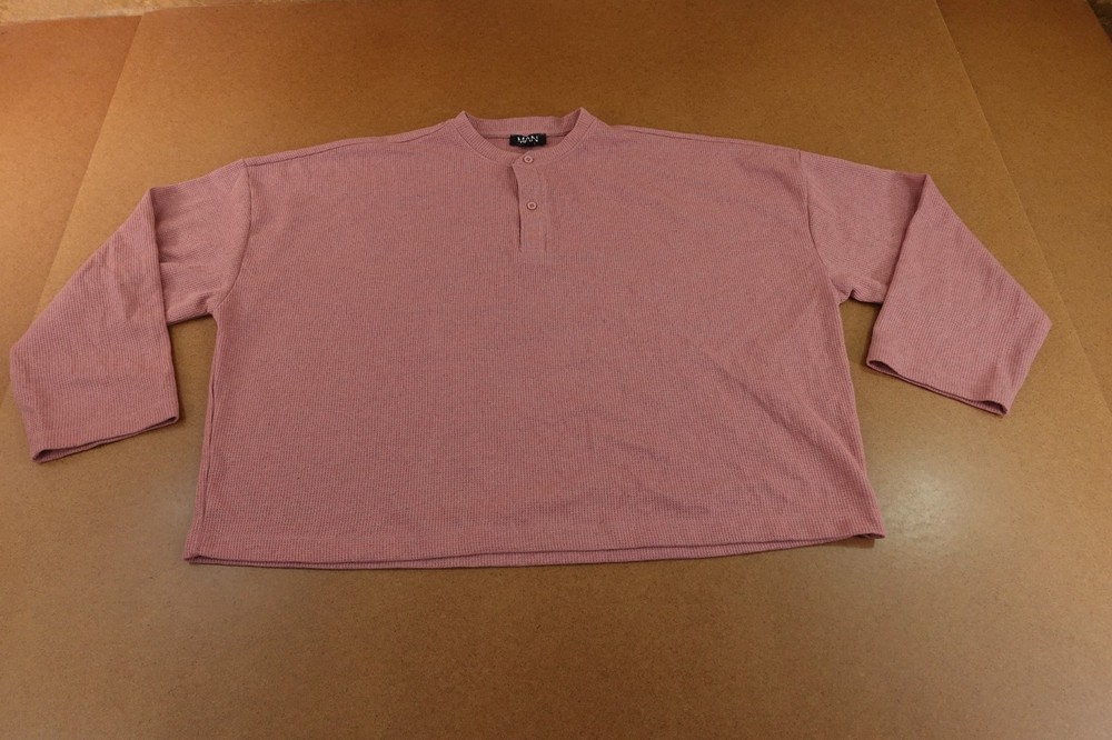 BoohooMan Medium Dusty Pink Oversized Boxy Waffle Cropped Button Neck Top NWT
