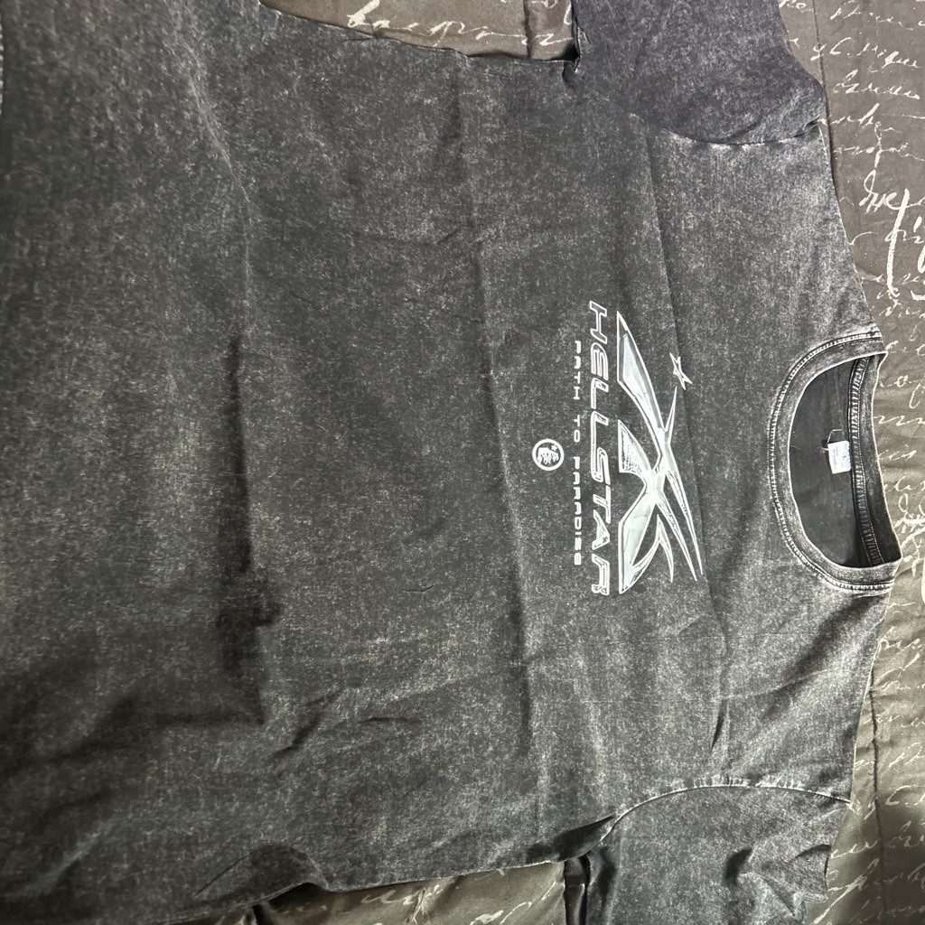 Never worn Hellstar Shirt L gallery