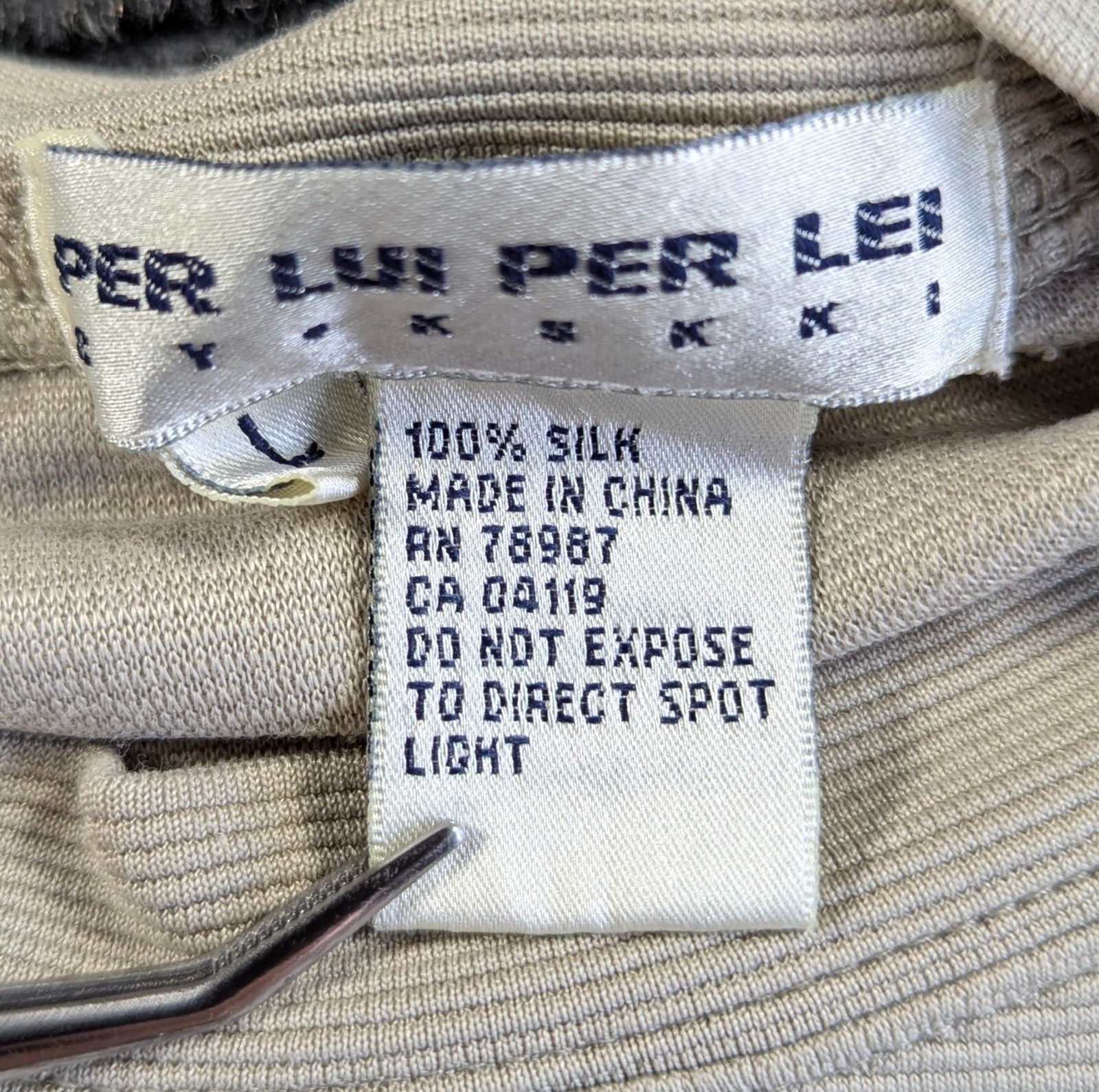 Per Lui Per Lei by Kukki Silk T Shirt Mens Large Beige Short Sleeve Crewneck gallery