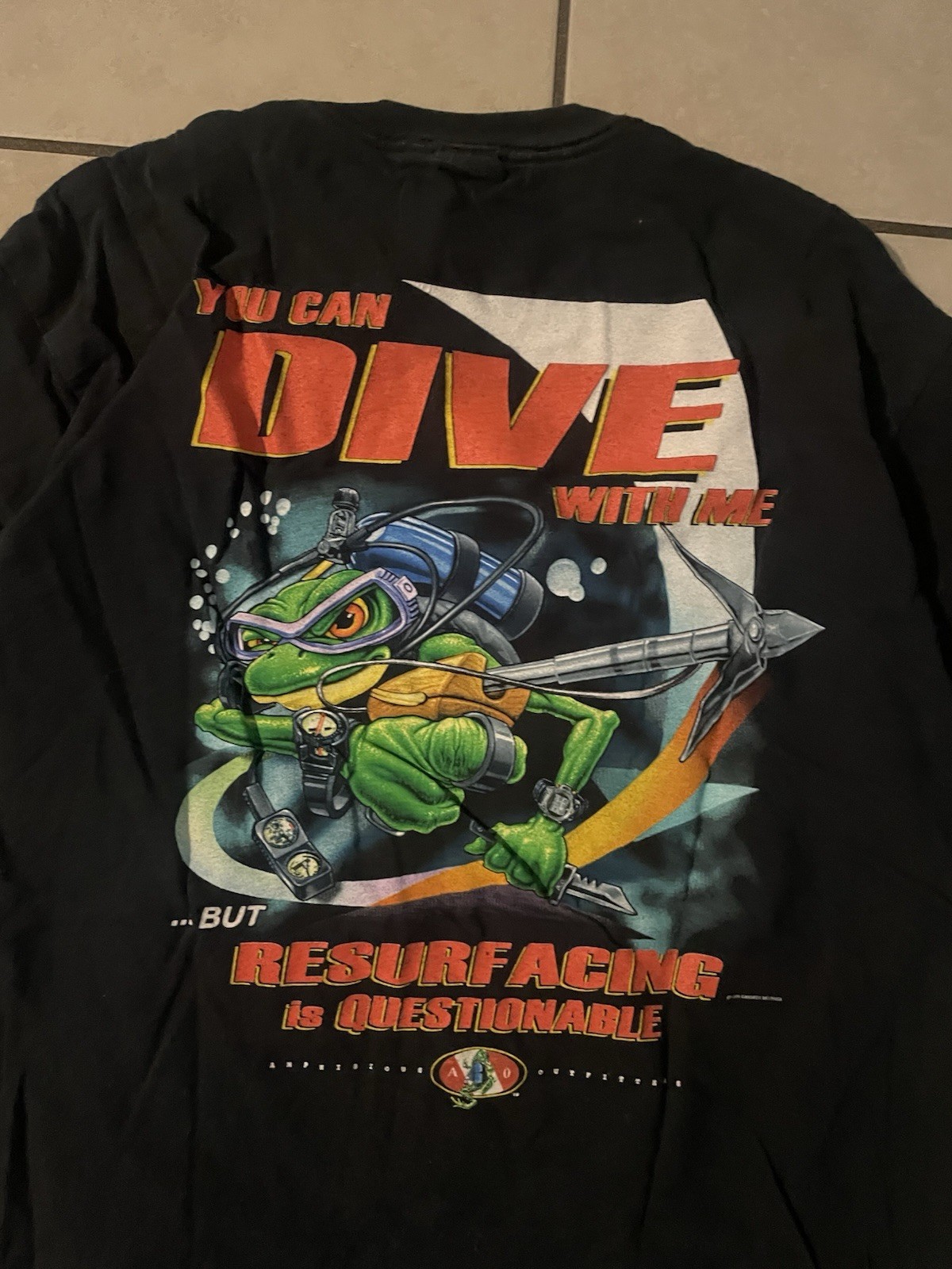 Amphibious Outfitters Vtg 3D Diving Frog Spear Fishing Diver Aquatic T Shirt XL gallery