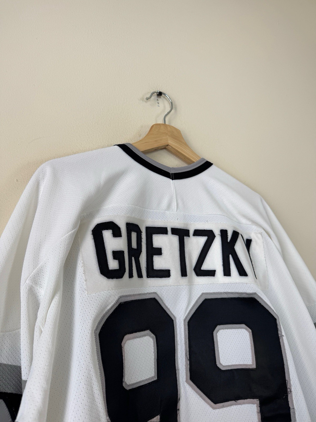 CCM 90’s NHL Gretzky LA Kings Long Sleeve Jersey - XL gallery