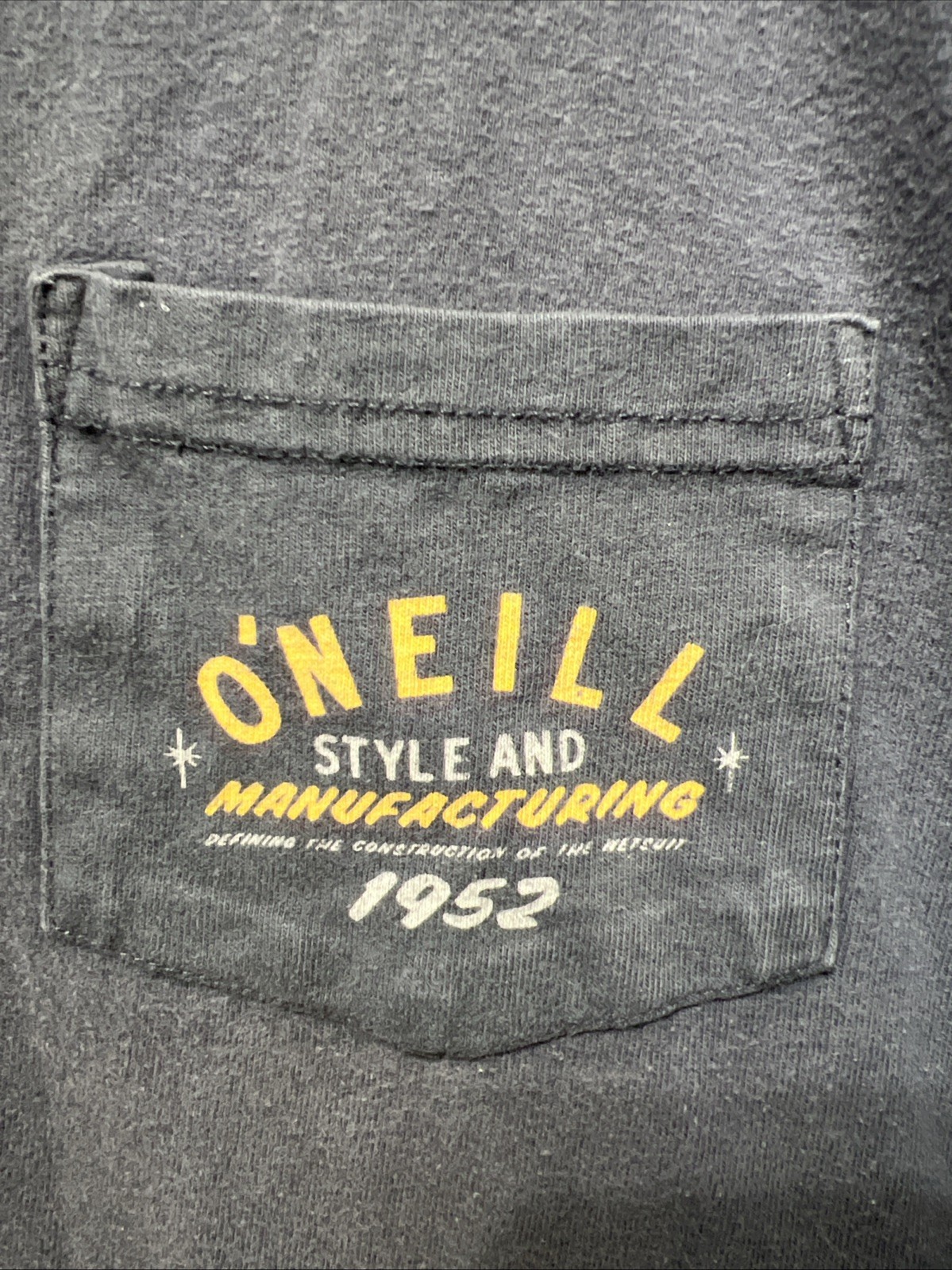 O’Neill Tshirt Mens X Large standard fit Graphic Tee Grey Yellow Ski Surf gallery
