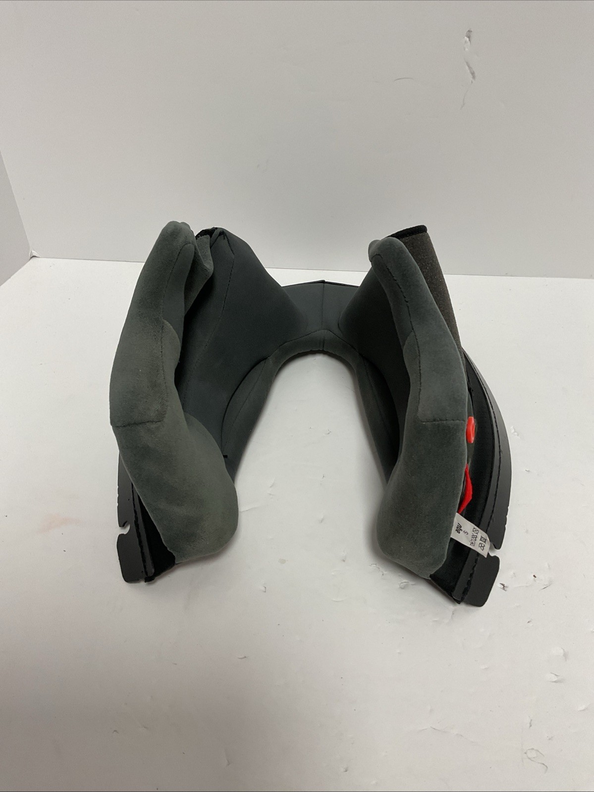 AGV K6 S / K6 Cheek Pads Black/Grey – Size Small