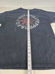 Vintage Y2K 2000 Red Hot Chilli Peppers Band Shirt Large Motion Logo Punk