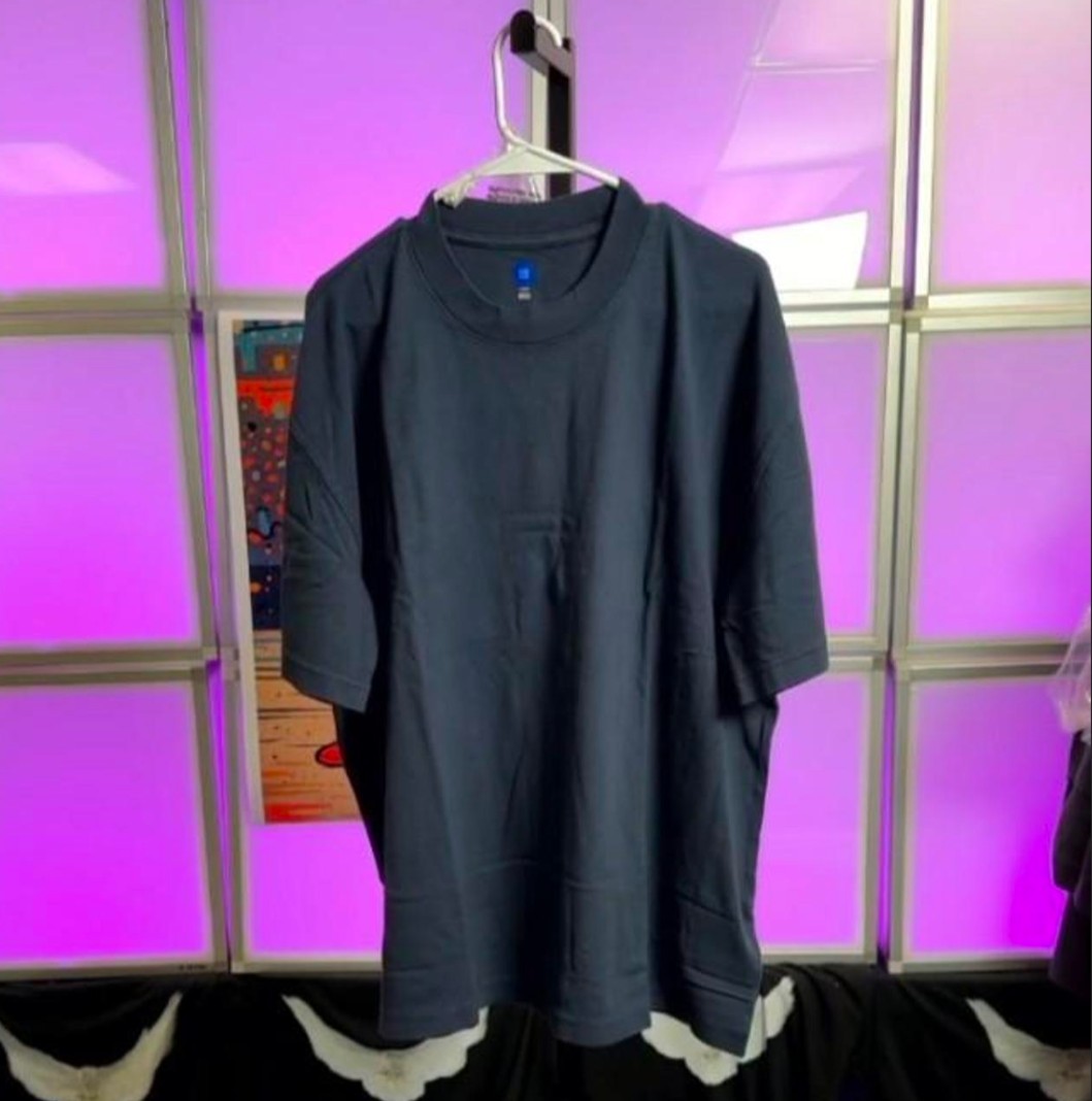 Brand New HO2 Regular Fit Yeezy Gap T-shirt Navy Blue gallery